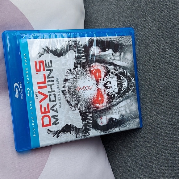 HORROR FEST w/ 2 Paranormal Activities & Devil's Machine - Picture 12 of 12